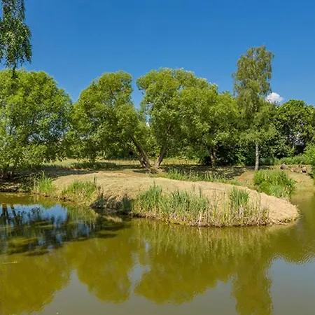 アパート Ottosin Mit Terrasse Und Garten