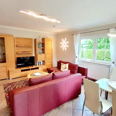 Ottosin Mit Terrasse Und Garten Apartment